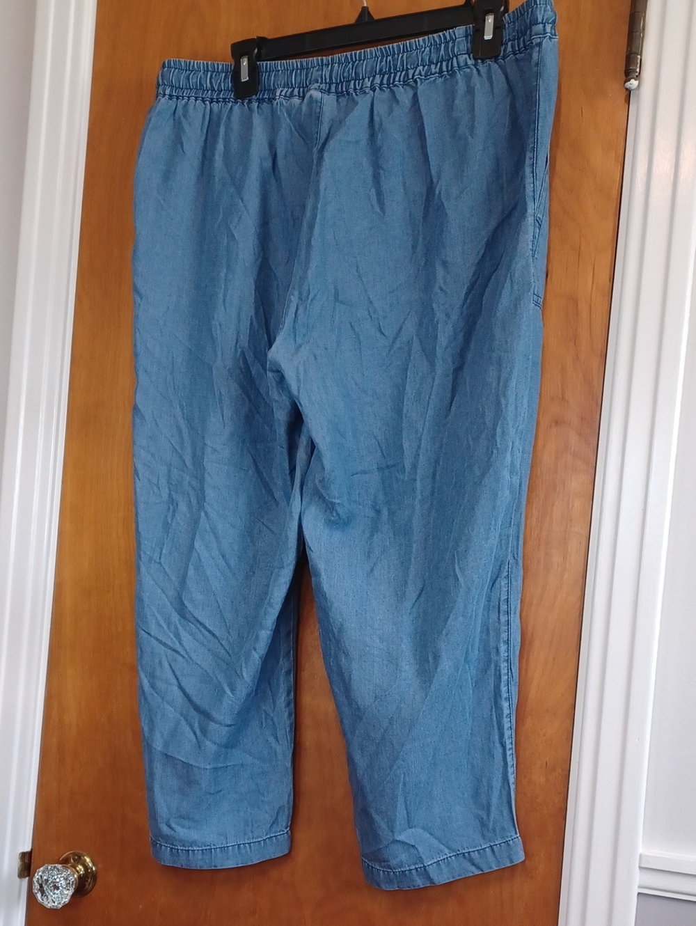 Light Blue Drawstring Relaxed Denim Capris. Lightweight Sz.XL. W.35".L.22"NWT! - Picture 2 of 6